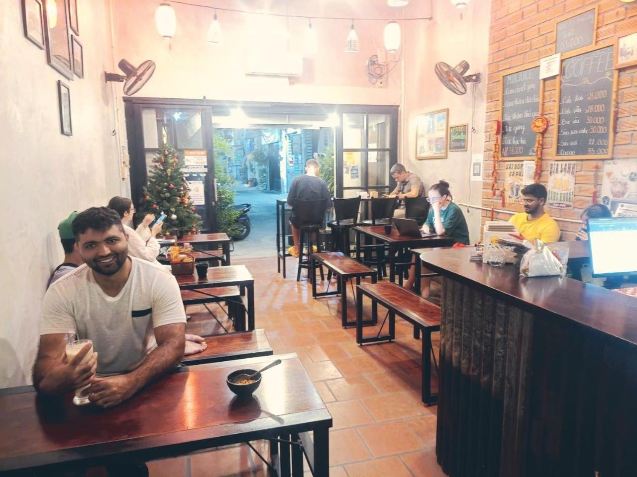 T Zone Hostel - Quiet Place, Near China Town,Ho Thi Ky Street Food,Cafe,Beer Ho Chi Minh-staden Exteriör bild